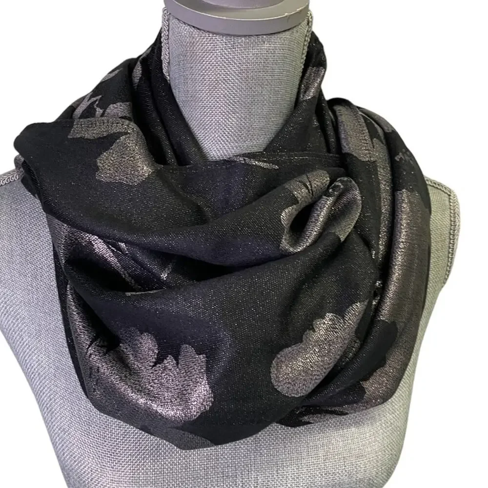 Black Shimmering Infinity Scarf Metallic‎ Elegant Glamous Event NEW With Tags